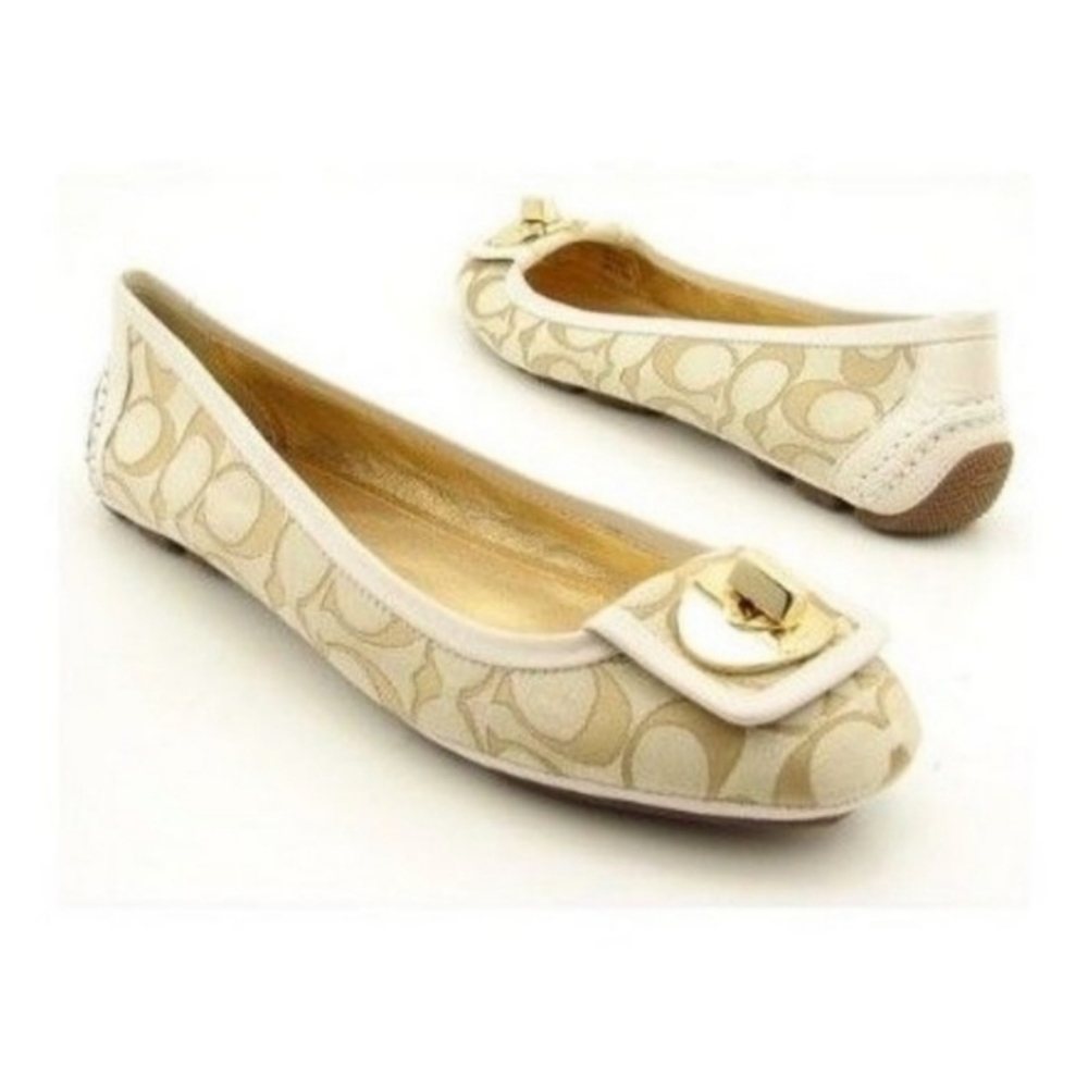 Coach Ballet Flat light khaki & cream size 8